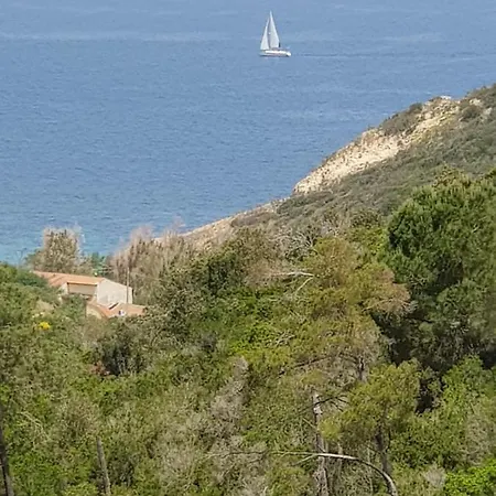 Acquaviva Park לינה וארוחת בוקר 3*