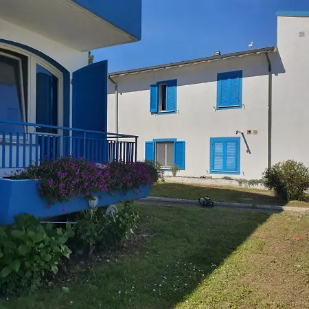 Alojamento de Acomodação e Pequeno-almoço Acquaviva Park 3*
